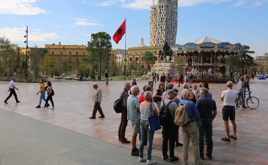 Ngadalesohet serish turizmi ne shtator, te huajt u rriten me rreth 3.8 per qind
